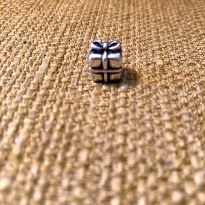 Pandora Gift Box Charm